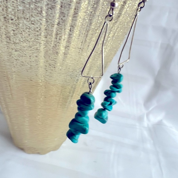 Stunning one of a kind green earrings hand made - Picture 2 of 5